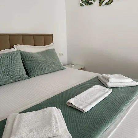 Lexhulo Room's