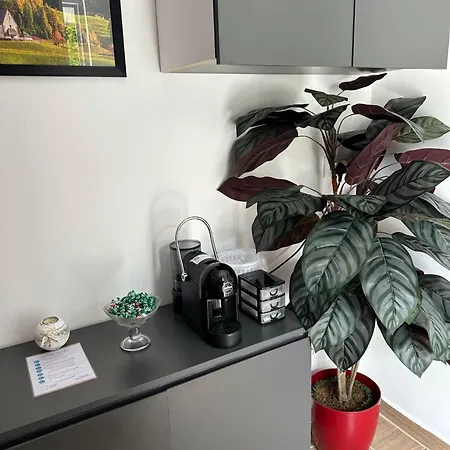 Lexhulo Room's Apartmán